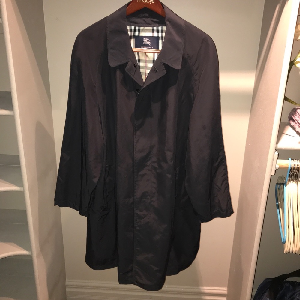 Burberry London Black Large Men’s Raincoat